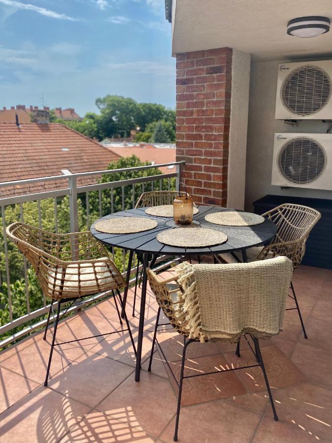 Gutenberg Penthouse Сегед Екстериор снимка